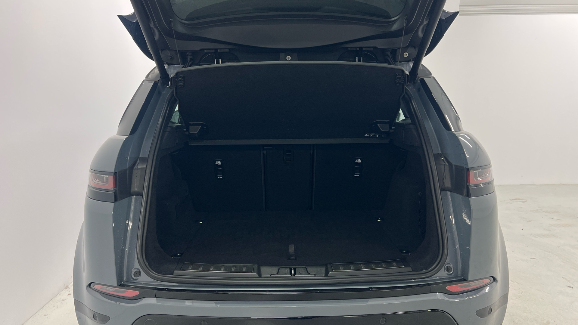 Land Rover Range Rover Evoque D163 MHEV en Barcelona