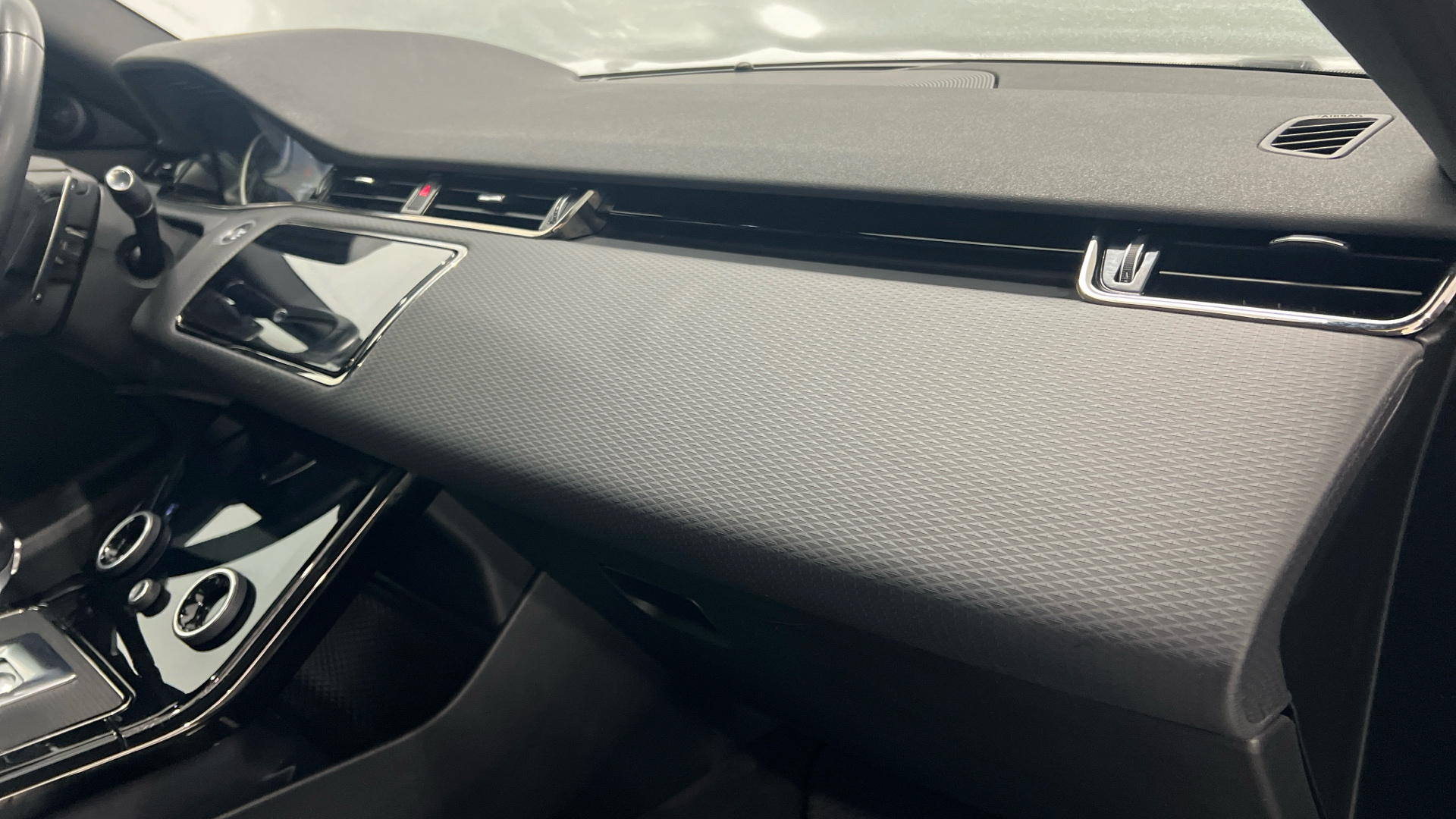 Land Rover Range Rover Evoque D163 MHEV en Barcelona