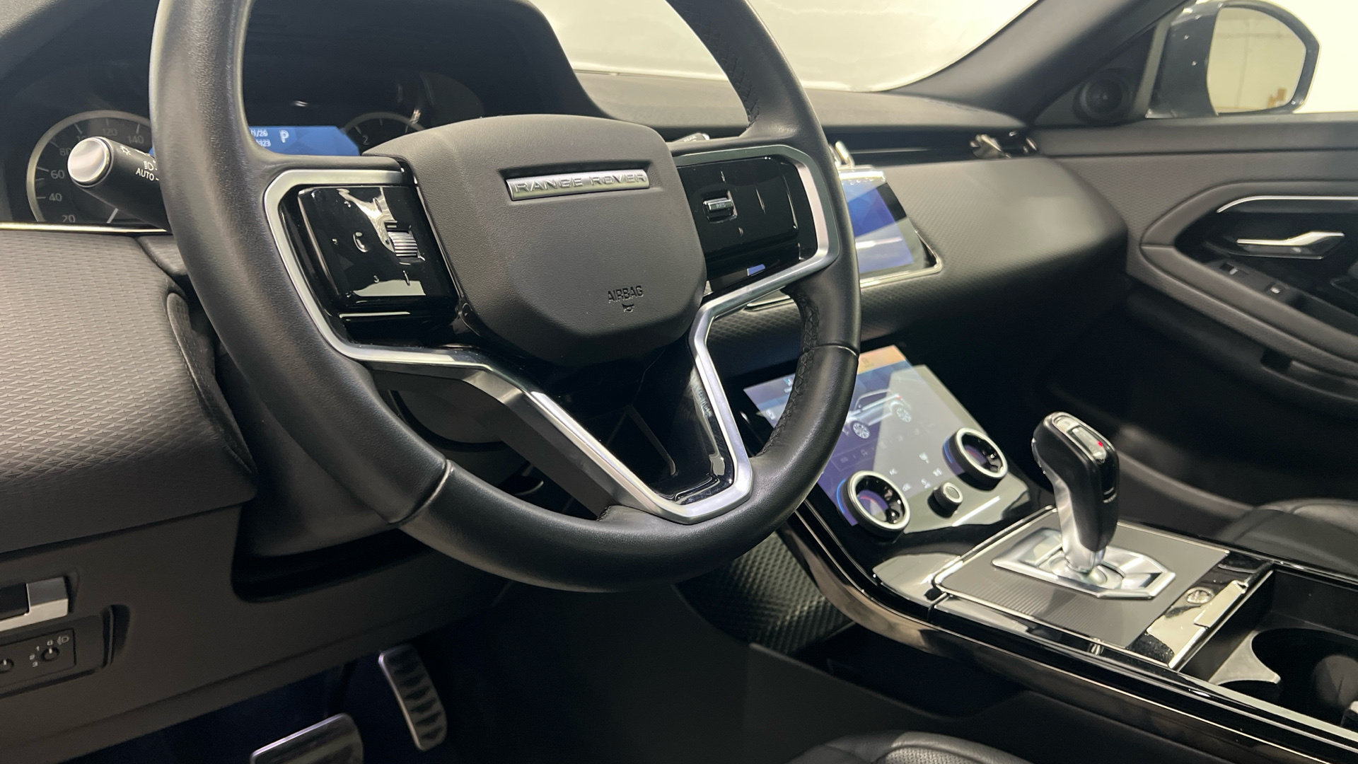 Land Rover Range Rover Evoque D163 MHEV en Barcelona