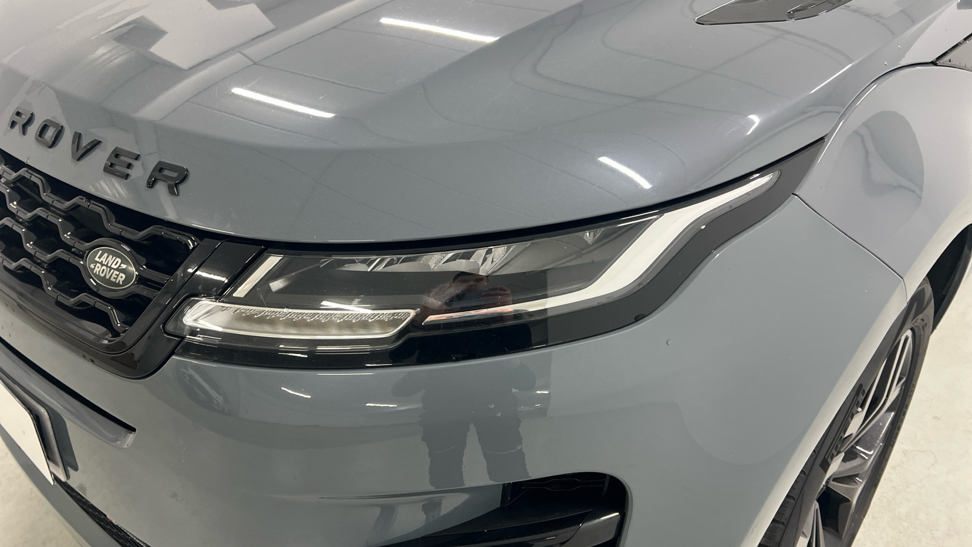 Land Rover Range Rover Evoque D163 MHEV en Barcelona