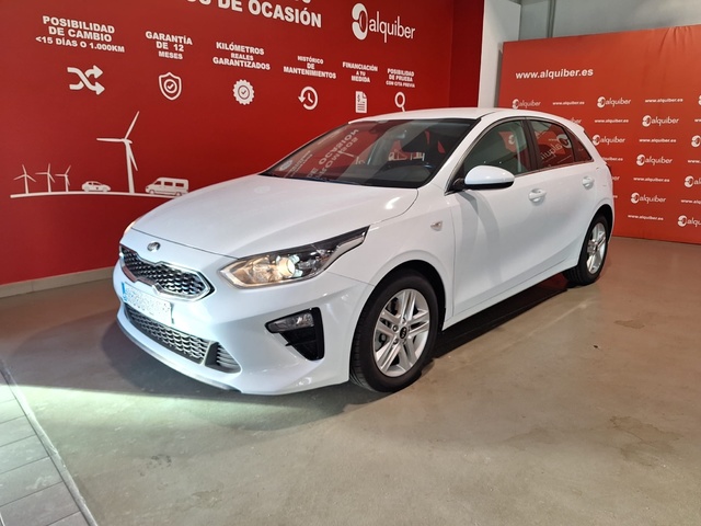 Kia Ceed 1.6 MHEV de segunda mano
