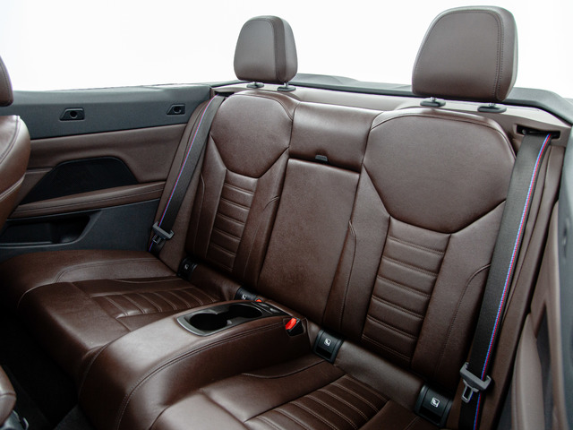 BMW Serie 4 M440d Cabrio color Blanco. Año 2024. 250KW(340CV). Diésel. En concesionario Móvil Begar Alicante de Alicante