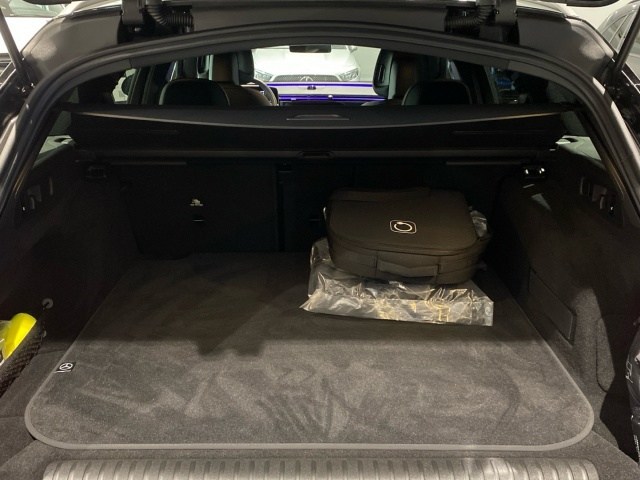 Mercedes-Benz Clase E 300 e Estate en Barcelona