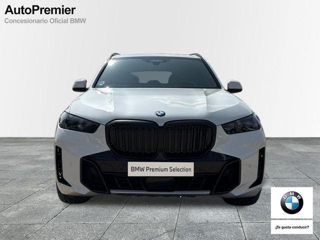 BMW X5 xDrive30d color Blanco. Año 2024. 219KW(298CV). Diésel. En concesionario Auto Premier, S.A. - MADRID de Madrid