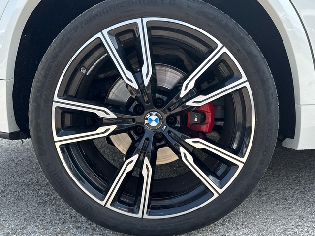 BMW X5 xDrive30d color Blanco. Año 2024. 219KW(298CV). Diésel. En concesionario Auto Premier, S.A. - MADRID de Madrid