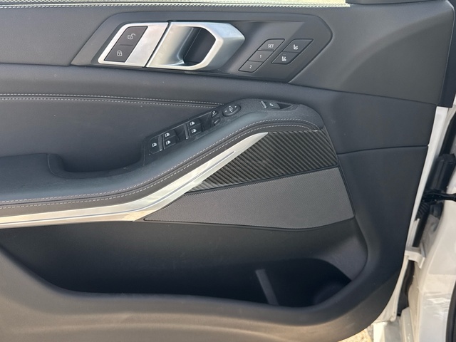 BMW X5 xDrive30d color Blanco. Año 2024. 219KW(298CV). Diésel. En concesionario Auto Premier, S.A. - MADRID de Madrid