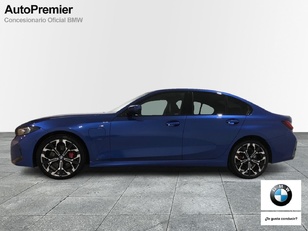 Fotos de BMW Serie 3 330e color Azul. Año 2024. 215KW(292CV). Híbrido Electro/Gasolina. En concesionario Auto Premier, S.A. La Garena de Madrid
