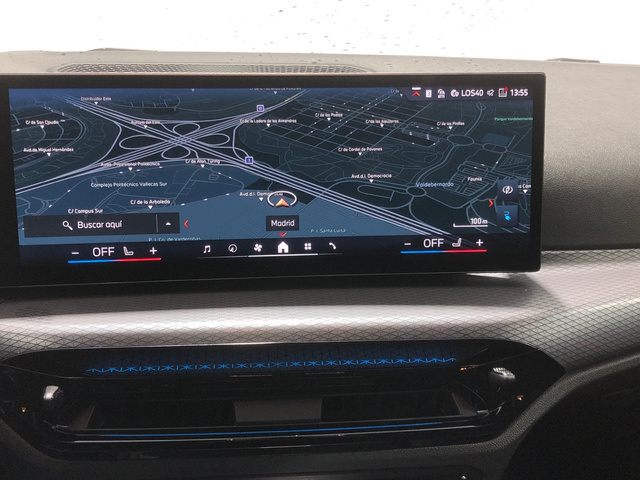 BMW i4 eDrive35 color Azul. Año 2025. 210KW(286CV). Eléctrico. En concesionario Auto Premier, S.A. - ALCALÁ DE HENARES de Madrid