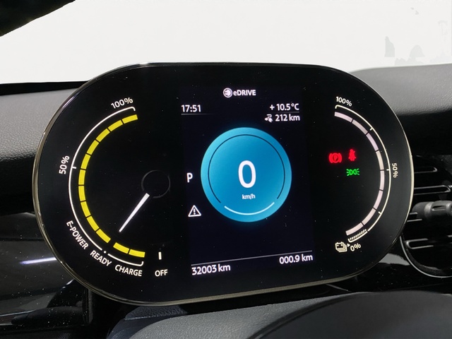 fotoG 13 del MINI MINI Cooper SE 135 kW (184 CV) 184cv Eléctrico del 2022 en Alicante