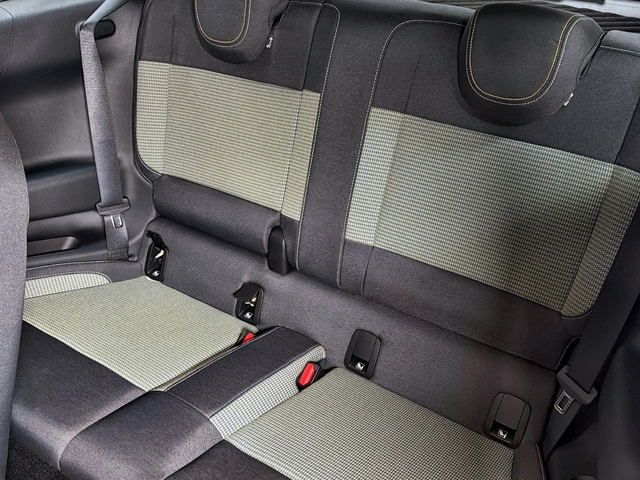 fotoG 8 del MINI MINI Cooper SE 160 kW (218 CV) 218cv Eléctrico del 2025 en Asturias