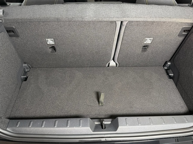 fotoG 18 del MINI MINI Cooper SE 160 kW (218 CV) 218cv Eléctrico del 2025 en Asturias