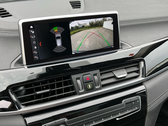 BMW X1 sDrive18d color Negro. Año 2021. 110KW(150CV). Diésel. En concesionario Celtamotor Vigo de Pontevedra