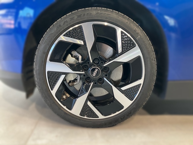 fotoG 11 del MINI MINI Cooper SE 160 kW (218 CV) 218cv Eléctrico del 2024 en Tarragona