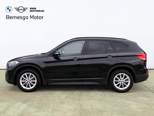 Fotos de BMW X1 sDrive18d color Negro. Año 2021. 110KW(150CV). Diésel. En concesionario Bernesga Motor León (Bmw y Mini) de León
