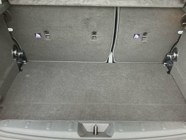 fotoG 12 del MINI MINI 5 Puertas Cooper 100 kW (136 CV) 136cv Gasolina del 2021 en León