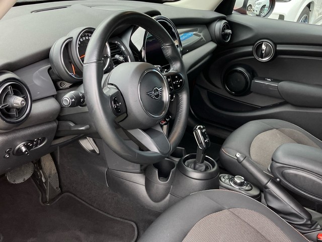 fotoG 15 del MINI MINI 5 Puertas Cooper 100 kW (136 CV) 136cv Gasolina del 2021 en León