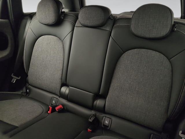 fotoG 8 del MINI MINI Countryman Cooper 100 kW (136 CV) 136cv Gasolina del 2022 en Málaga