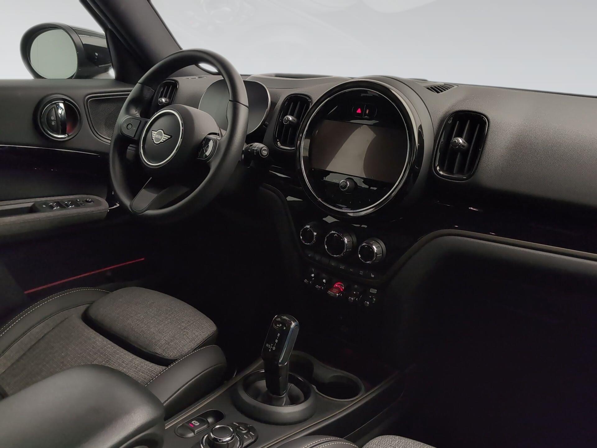 fotoG 7 del MINI MINI Countryman Cooper 100 kW (136 CV) 136cv Gasolina del 2022 en Málaga