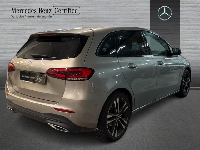 Mercedes-Benz Clase B 180 100 kW (136 CV)