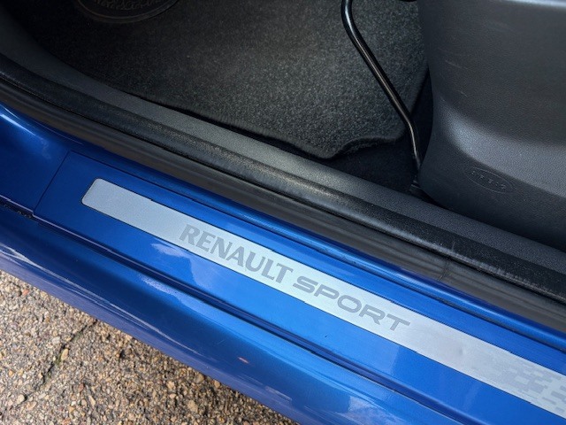 Renault Clio Renault Sport 2.0 16v 145 kW (200 CV)