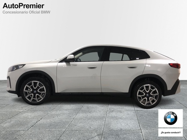 BMW X2 sDrive20i color Blanco. Año 2025. 125KW(170CV). Gasolina. En concesionario Auto Premier, S.A. - MADRID de Madrid