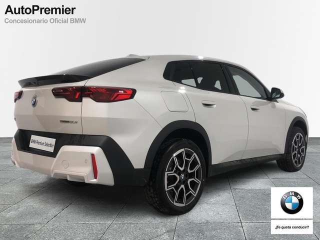 BMW X2 sDrive20i color Blanco. Año 2025. 125KW(170CV). Gasolina. En concesionario Auto Premier, S.A. - MADRID de Madrid