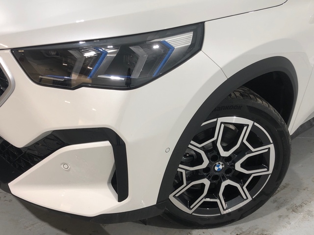 BMW X2 sDrive20i color Blanco. Año 2025. 125KW(170CV). Gasolina. En concesionario Auto Premier, S.A. - MADRID de Madrid