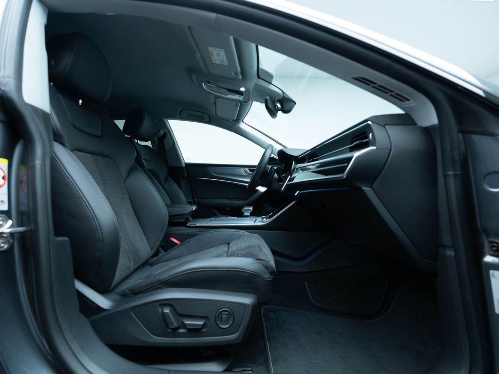 55 TFSIe quattro-ultra 270 kW (367 CV) S tronic