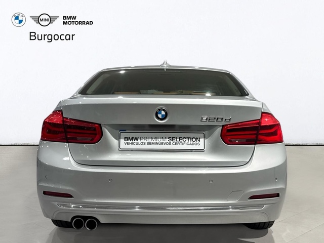 BMW Serie 3 320d color Gris Plata. Año 2017. 140KW(190CV). Diésel. En concesionario Motor Gorbea de Álava
