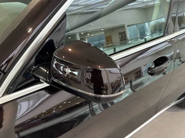 BMW X5 xDrive30d color Marrón. Año 2021. 210KW(286CV). Diésel. En concesionario Motor Gorbea de Álava