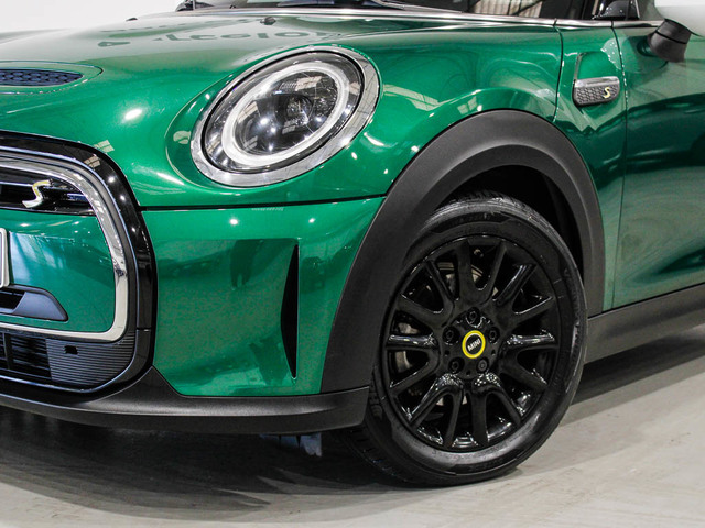 fotoG 5 del MINI MINI Cooper SE 135 kW (184 CV) 184cv Eléctrico del 2021 en Barcelona