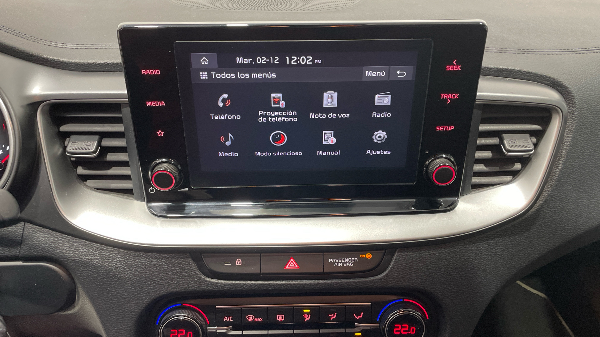 Kia Ceed 1.6 MHEV en Barcelona