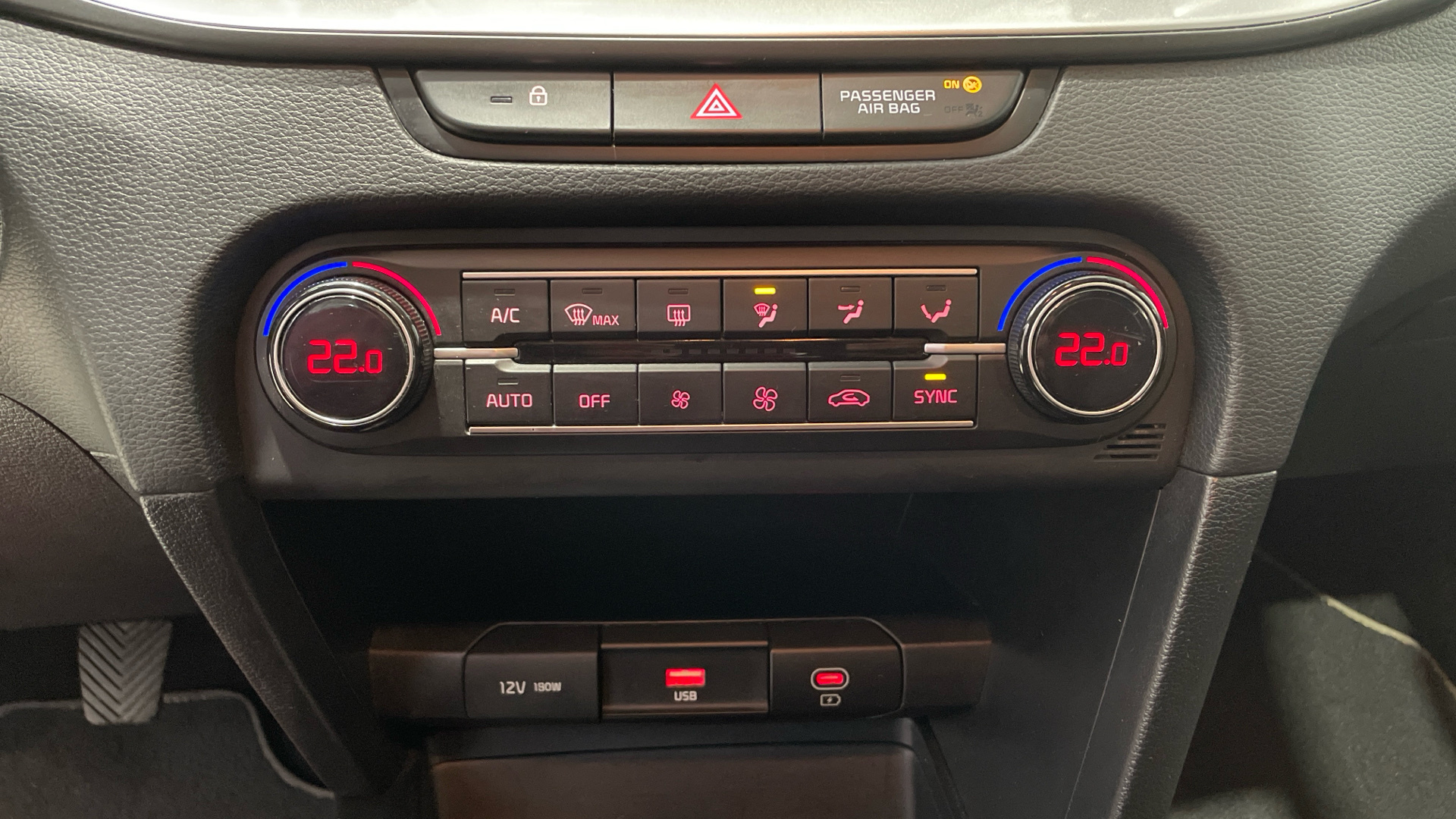 Kia Ceed 1.6 MHEV en Barcelona