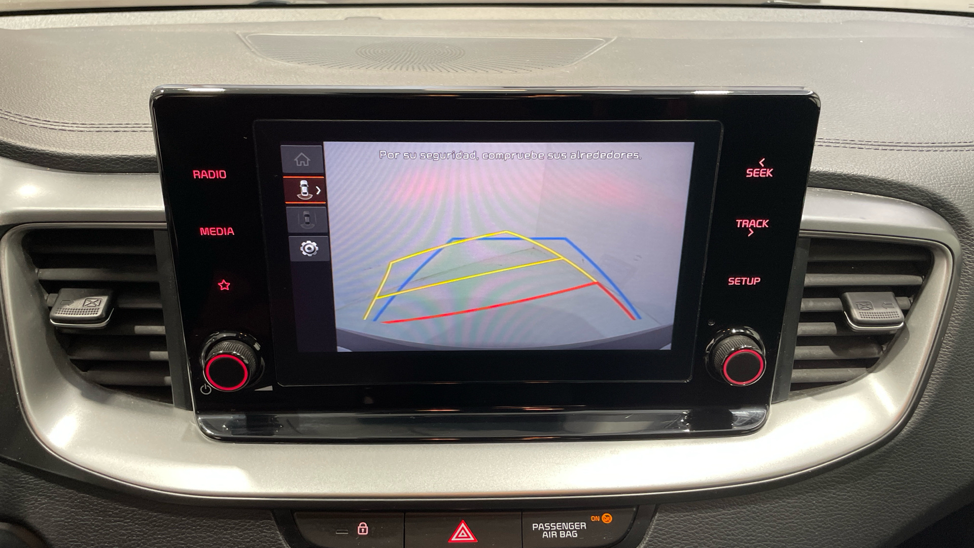 Kia Ceed 1.6 MHEV en Barcelona