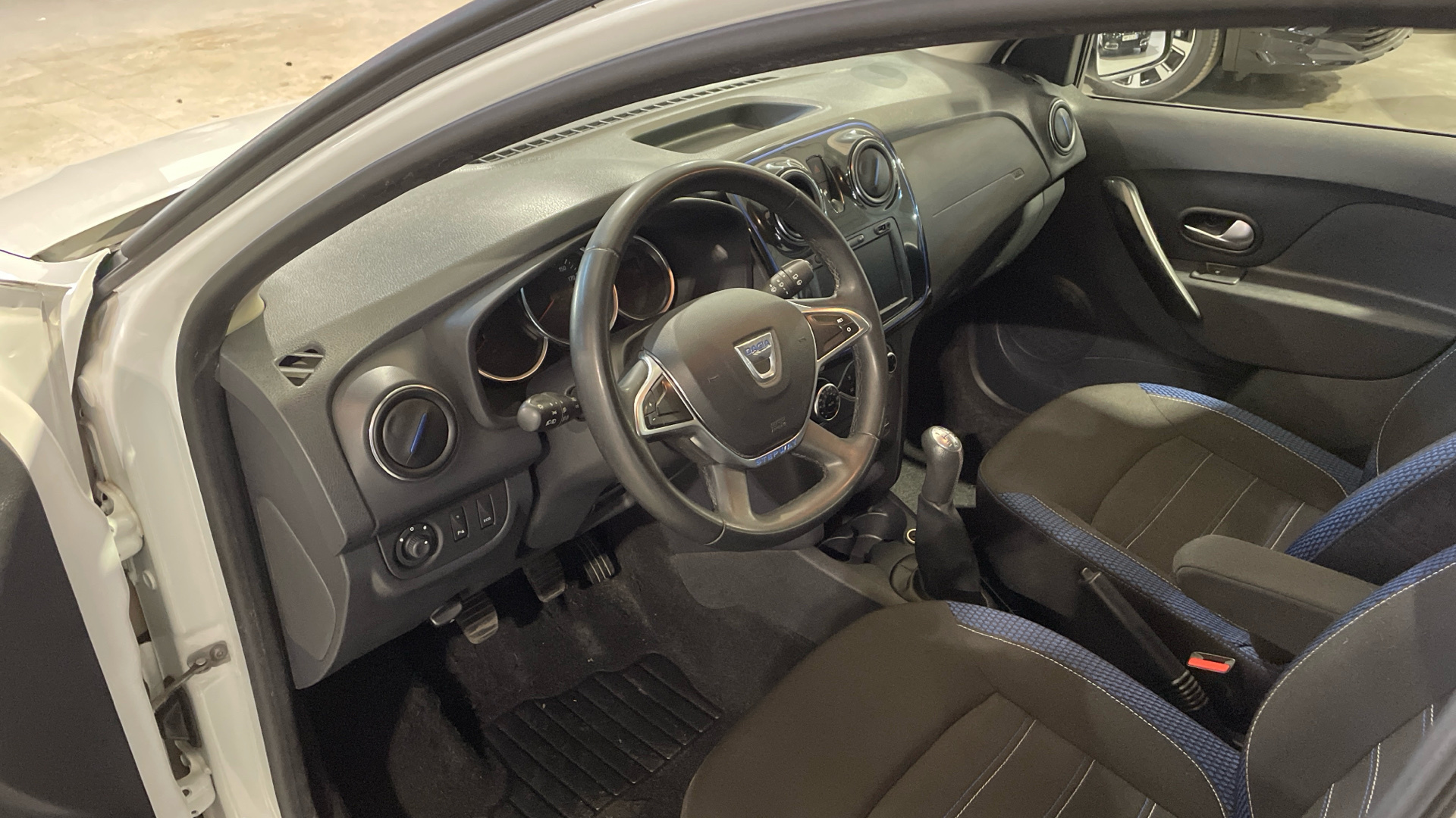 Dacia Sandero TCe 100 en Barcelona