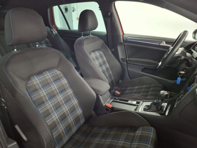 Volkswagen Golf GTE 1.4 TSI 180 kW (245 CV) DSG