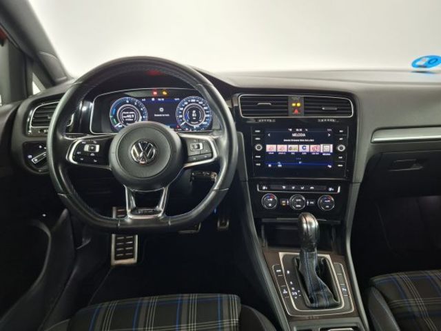 Volkswagen Golf GTE 1.4 TSI 180 kW (245 CV) DSG