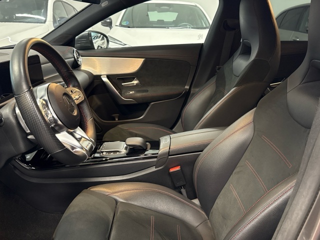 Mercedes-Benz CLA 180 100 kW (136 CV)