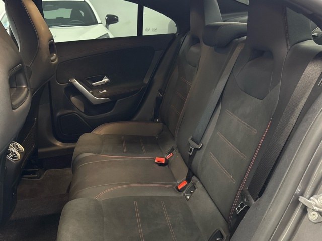 Mercedes-Benz CLA 180 100 kW (136 CV)