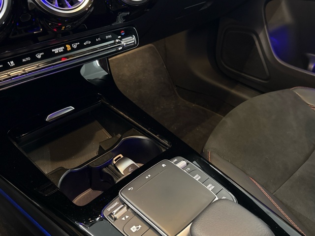 Mercedes-Benz CLA 180 100 kW (136 CV)