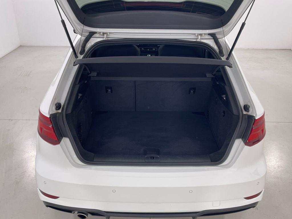 Audi A3 Sportback 30 TDI en Barcelona