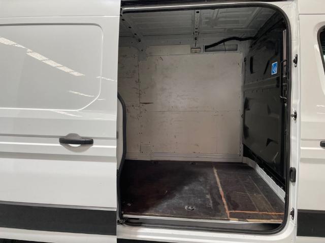 Renault Master Furgon L2H2 3300 dCi 96 kW (130 CV)