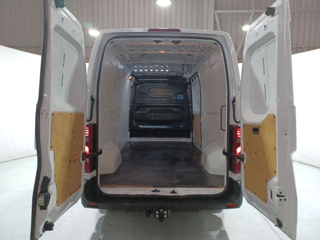 Renault Master Furgon L2H2 3300 dCi 96 kW (130 CV)