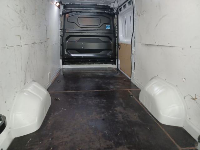 Renault Master Furgon L2H2 3300 dCi 96 kW (130 CV)