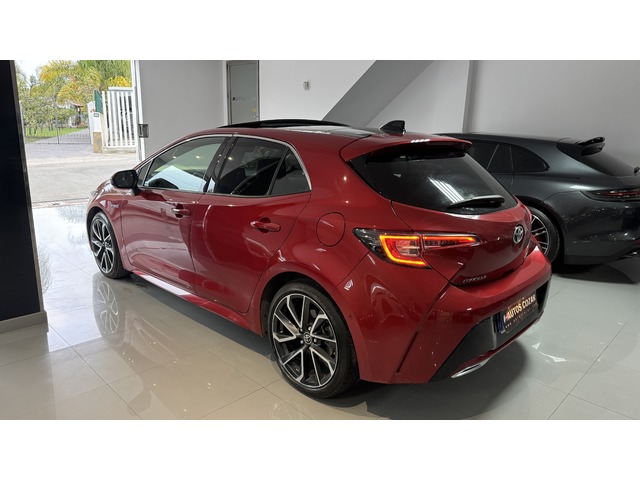 Toyota Corolla 180H FEEL! E-CVT 132 kW (180 CV)