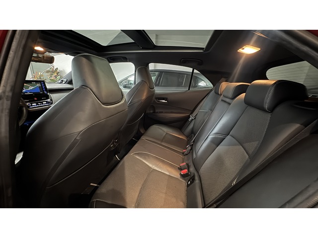 Toyota Corolla 180H FEEL! E-CVT 132 kW (180 CV)