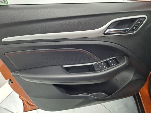 MG ZS 1.5 Comfort 78 kW (106 CV)