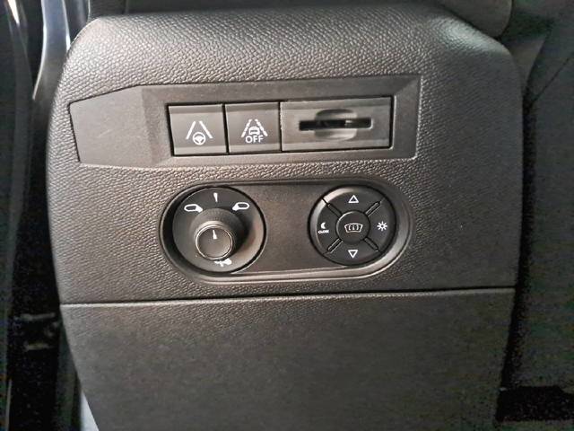 DS DS3 BlueHDi 130 Performance Line Auto 96 kW (131 CV)