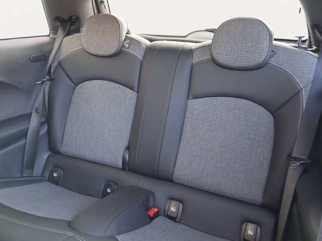 fotoG 8 del MINI MINI 3 Puertas Cooper SE 135 kW (184 CV) 184cv Eléctrico del 2022 en Alicante