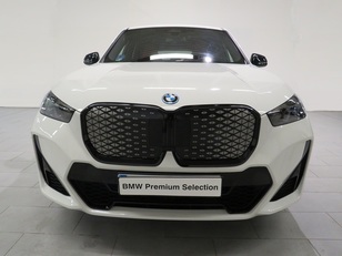 Fotos de BMW iX1 xDrive30 color Blanco. Año 2024. 230KW(313CV). Eléctrico. En concesionario Lugauto S.A. de Lugo